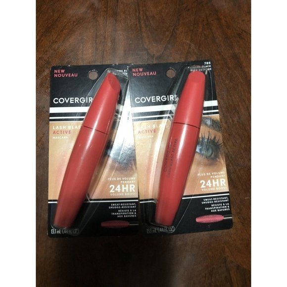 2X Covergirl Lash Blast Active Mascara 24 Hr Volume Boost 785 Extreme Black - Picture 1 of 3